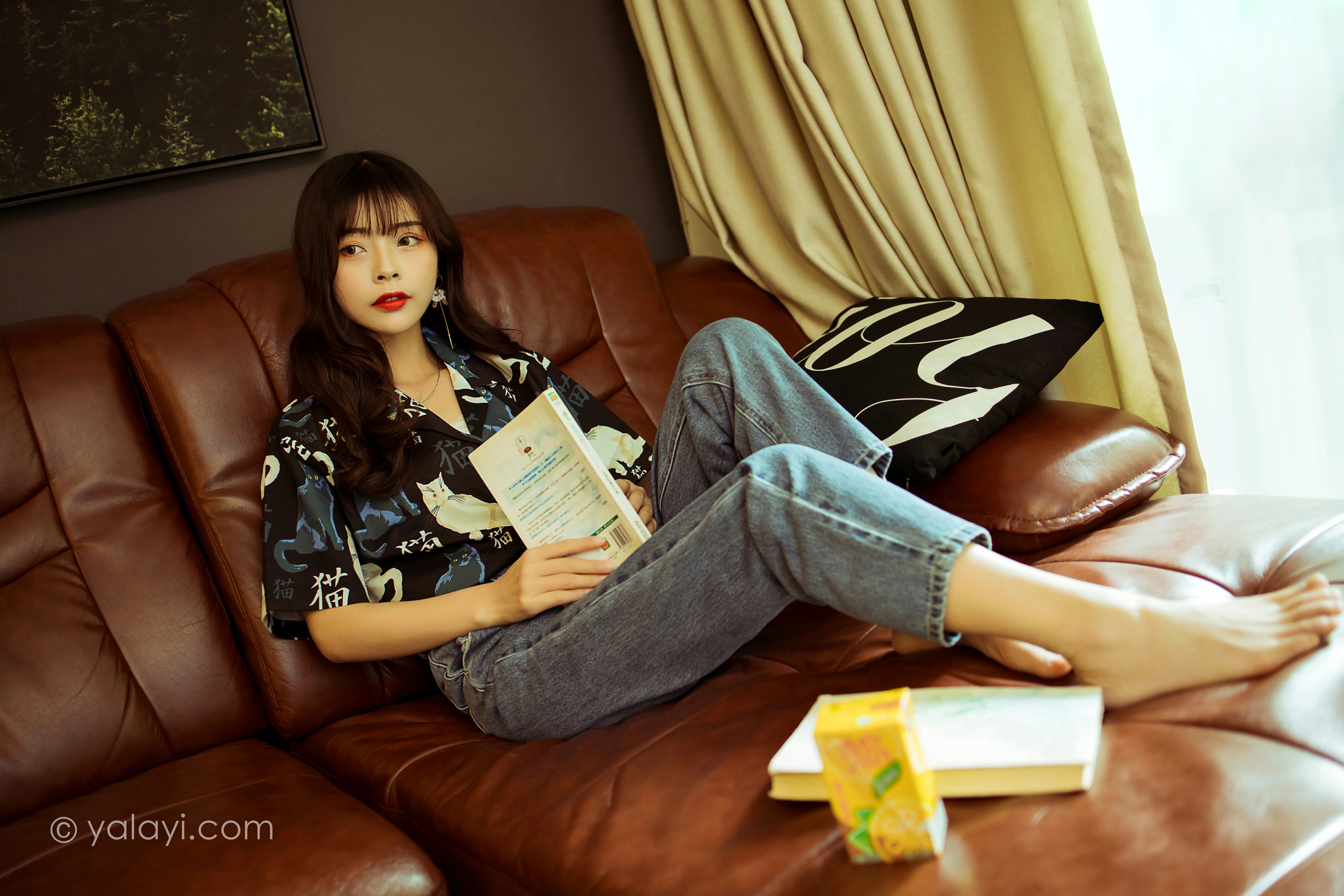 [YALAYI雅拉伊]NO.789 当年情 程小蝶 黑色衬衫加牛仔长裤性感写真集第14张