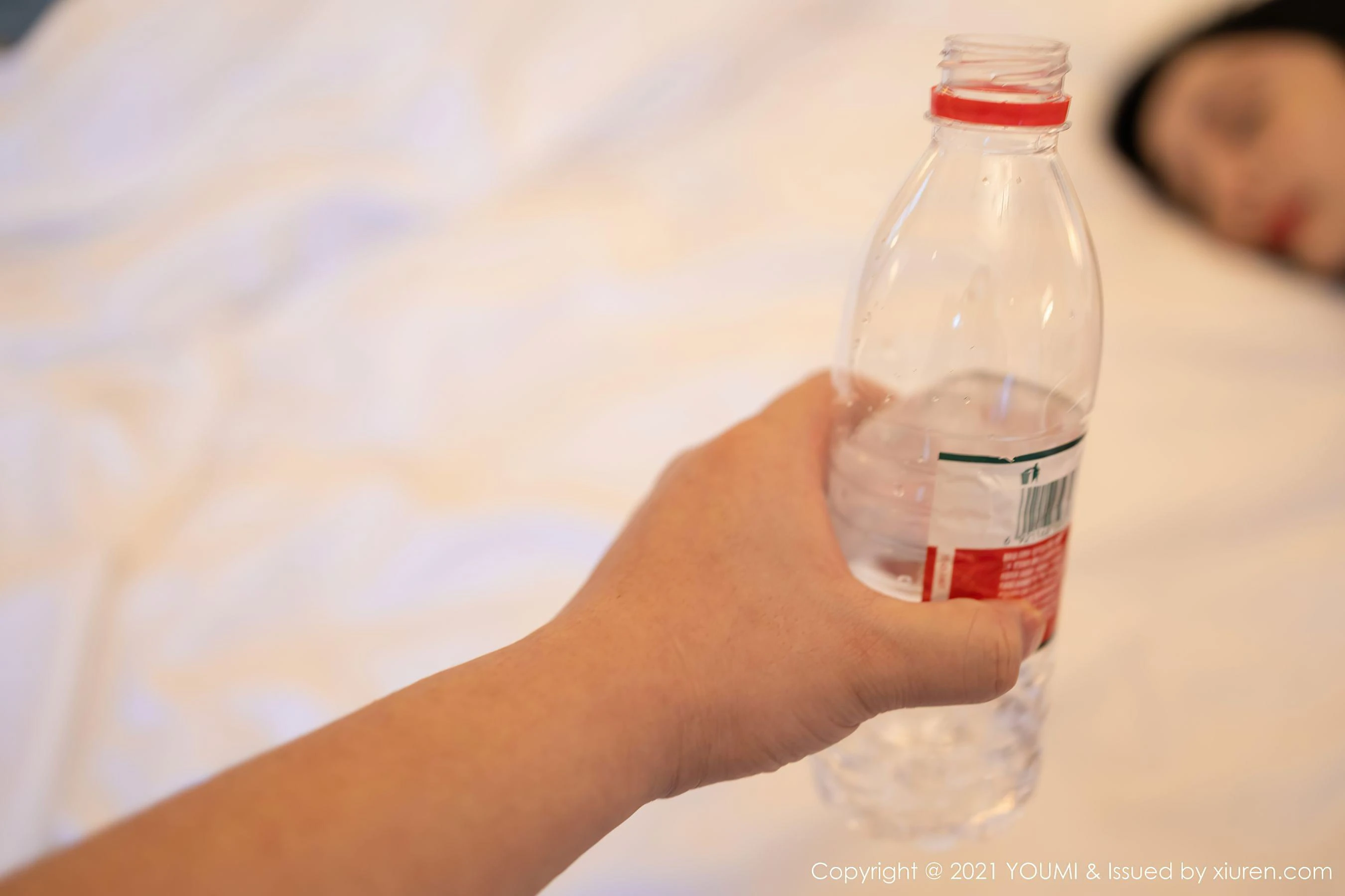  尤蜜荟YouMi Vol.587 允爾第38张